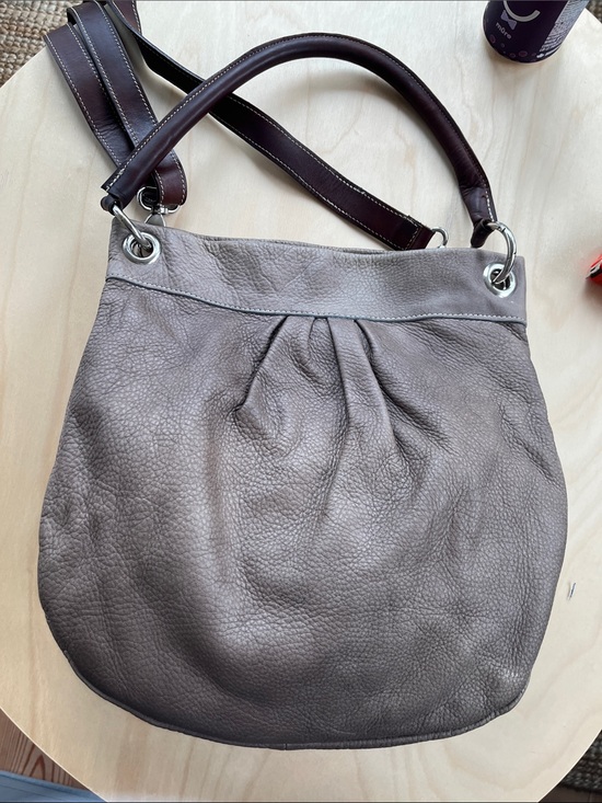 Roots Handbags - Vintage Roots Large Olivia Taupe Leather Bag